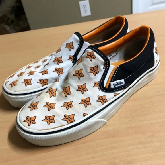star slip on vans